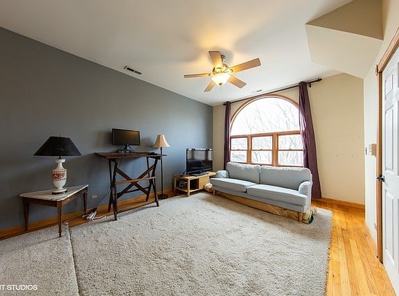 2nd image of 1747 N Campbell Ave #2
