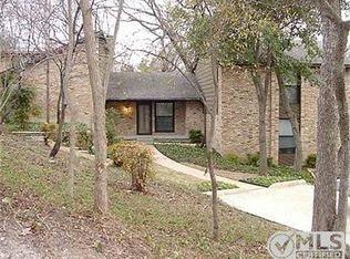 1406 W Pleasant Run Rd, Desoto, TX 75115