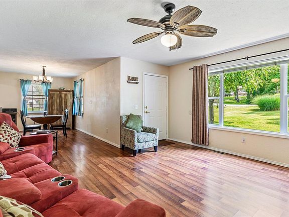 4th image of 1269 Wild Cherry Ln
