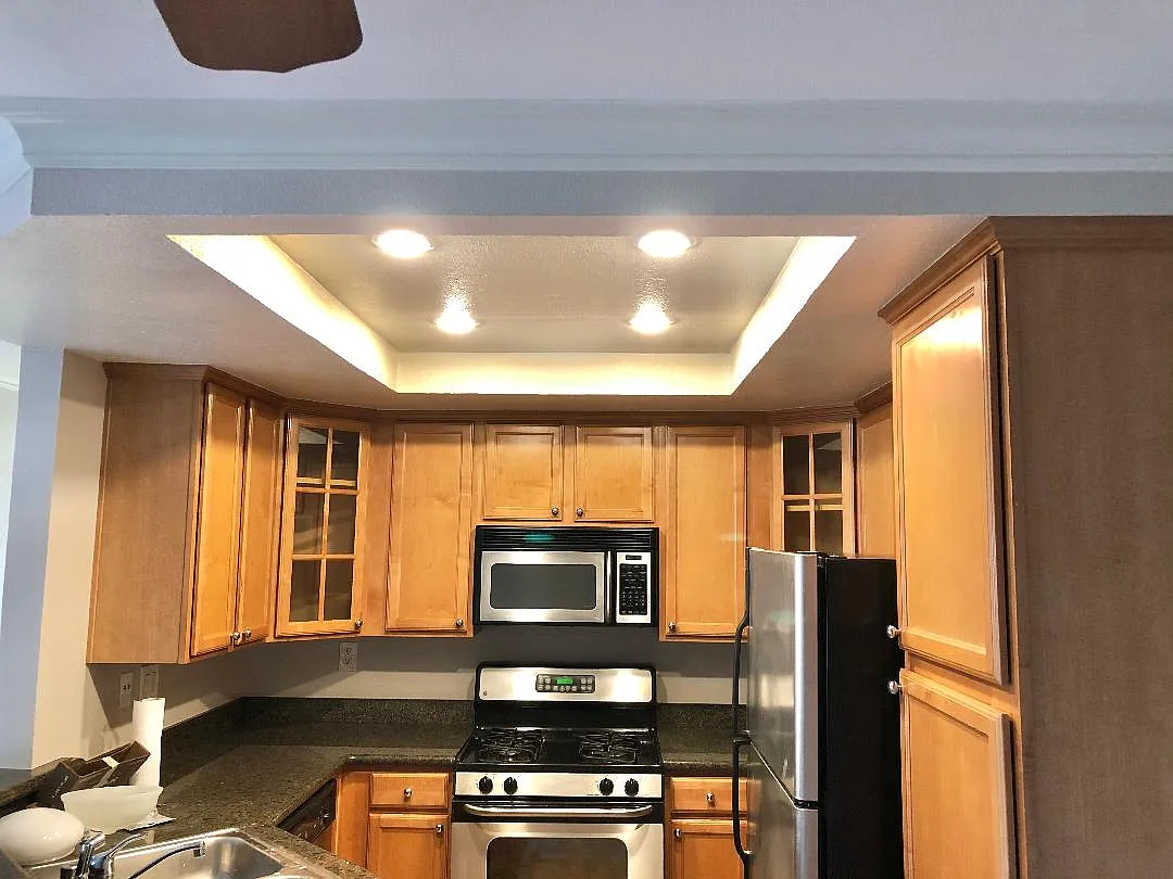 Building Photo - 12550 Carmel Creek Rd #102