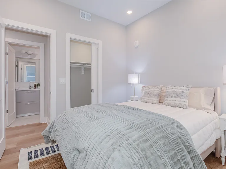 933 N St NW #307 — Photo 12