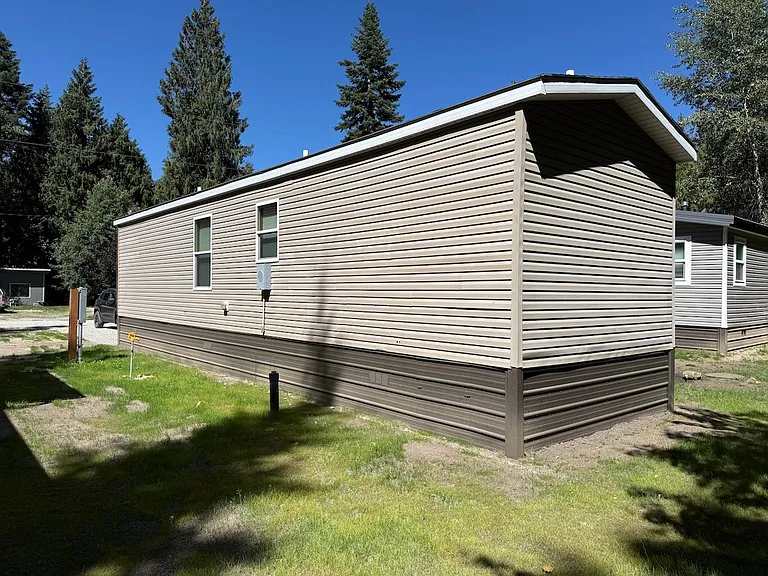 138 Cedar Hl — Photo 23