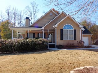 721 Baskins Cir, Winder, GA 30680