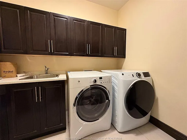 236 Shoreview Ct — Photo 36