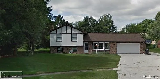 7796 Kay Ct photo 1