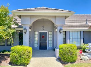 3151 Magnolia Ave, Clovis, CA 93611