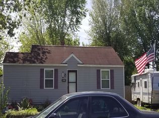 910 James Dr, Newport News, VA 23605