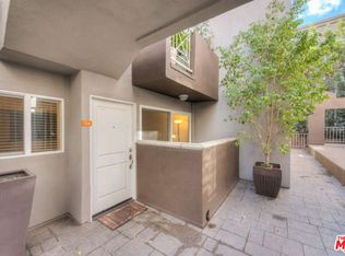 355 N Maple St APT 124, Burbank, CA 91505
