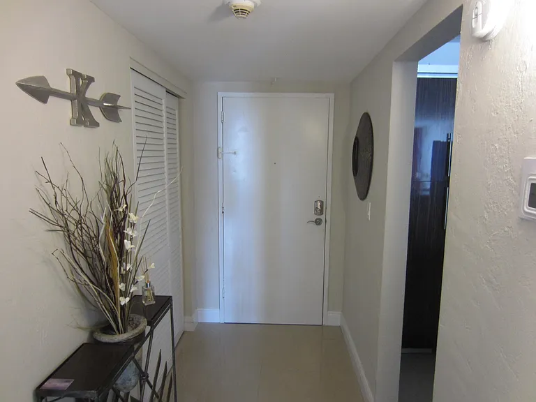 19390 Collins Ave #615 — Photo 13