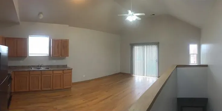 1259 South Kolin Avenue - 3 — Photo 3