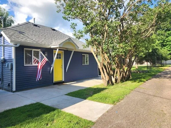 21 N Main Street, Luck, WI 54853