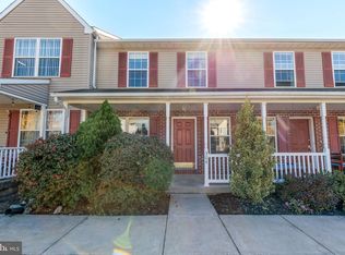 304 Iris Gln, Lititz, PA 17543
