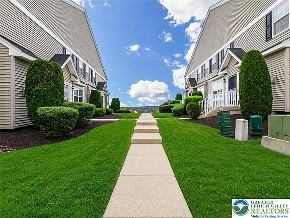 3rd image of 4174 Bunker Hill Dr S