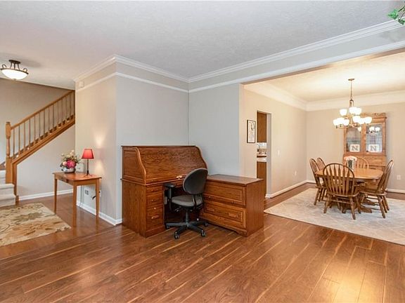 4th image of 18109 Benton Oak Dr