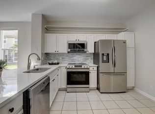 9910 Porta Leona Ln, Boynton Beach, FL 33472