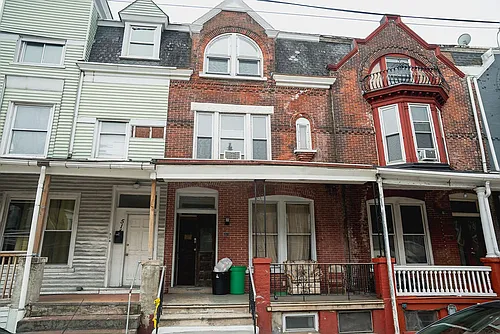 516 W Tilghman St Photo 1