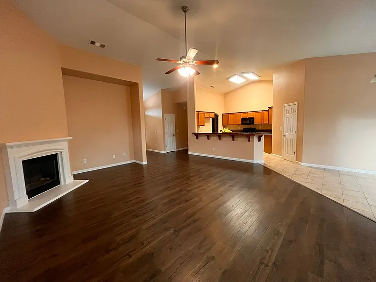 2340 Catavee Ave — Photo 4