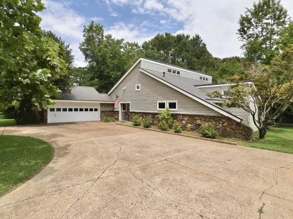 32 Ridgewood Cv, Jackson, TN 38305