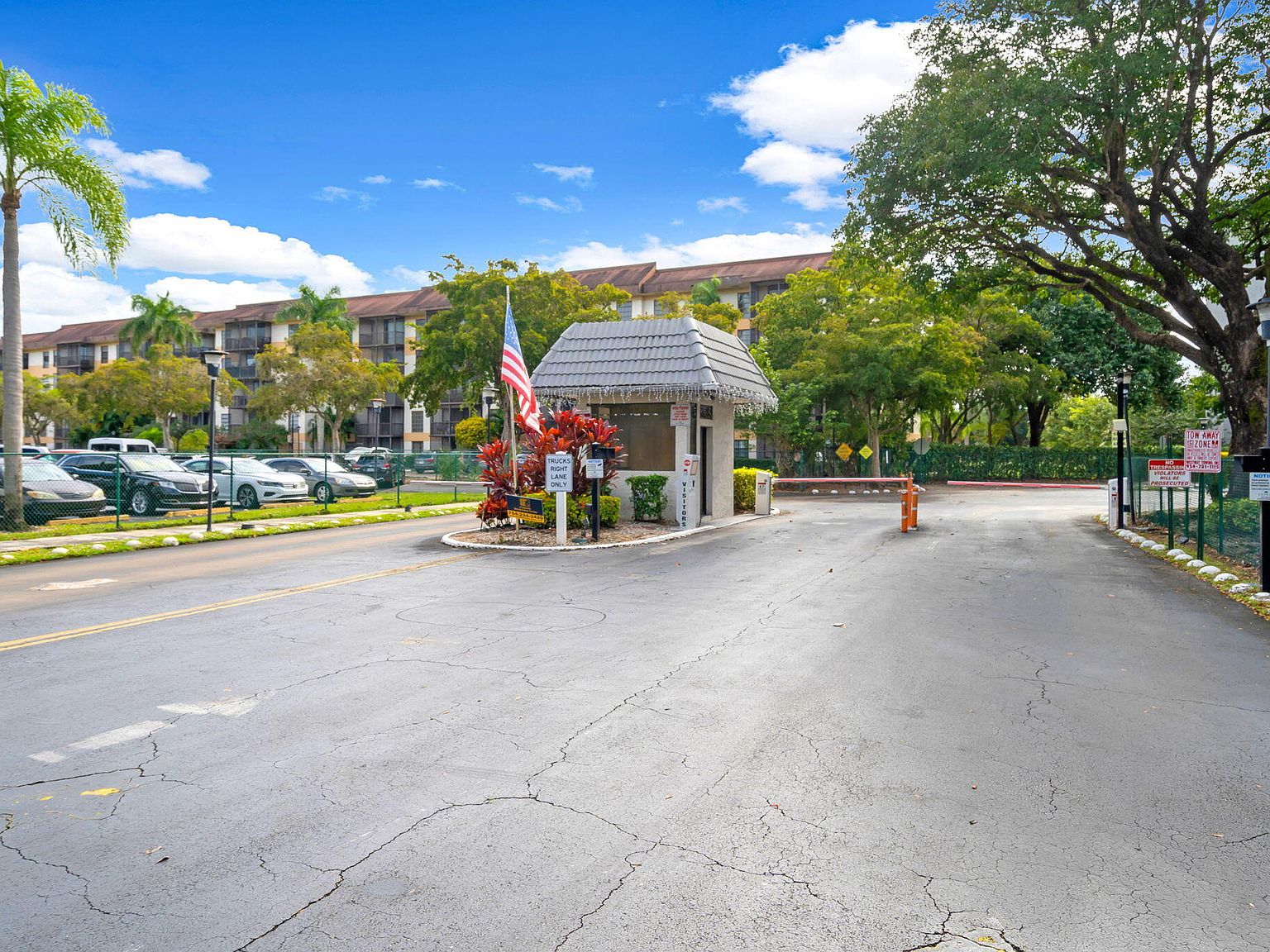 5900 NW 44th Street #106