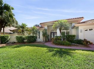 8571 Woodbriar Dr, Sarasota, FL 34238