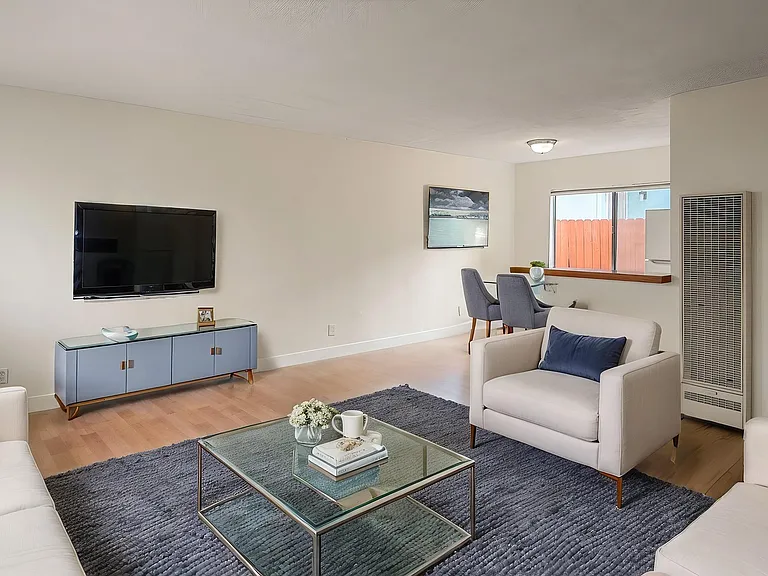 1315 Ocean Park Blvd #2 — Photo 18