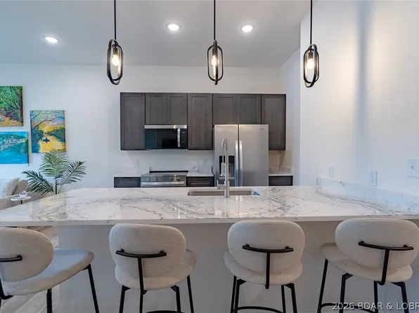 700 Pershing Dr #106, Camdenton, MO 65020