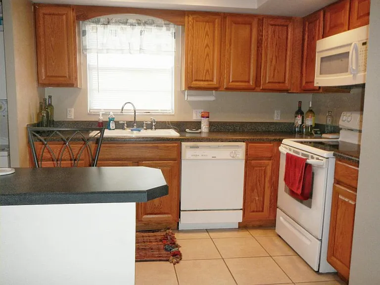 3135 Shady Dell Ln #128 — Photo 7