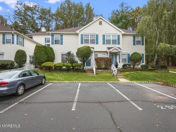 1115 Roseberry Ct, Morganville, NJ 07751