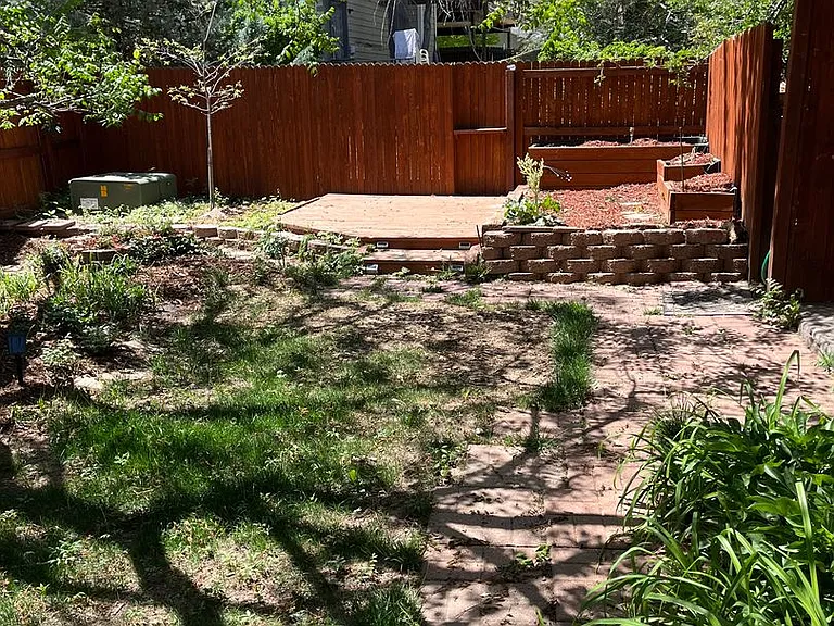 332 S Carr Ave W — Photo 16