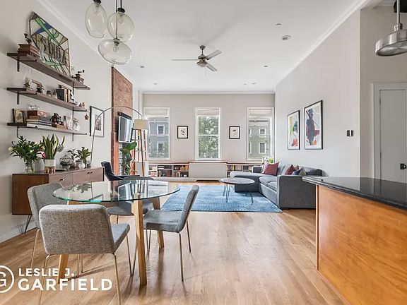5th image of 25 Bergen St APT 2B