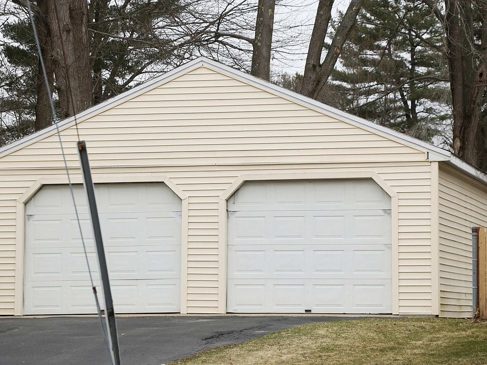 2nd image of 35 Candlewyck Terrace