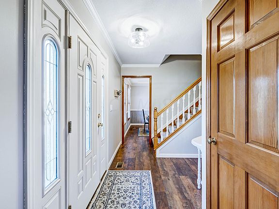 5th image of 825 Wackeman Ct