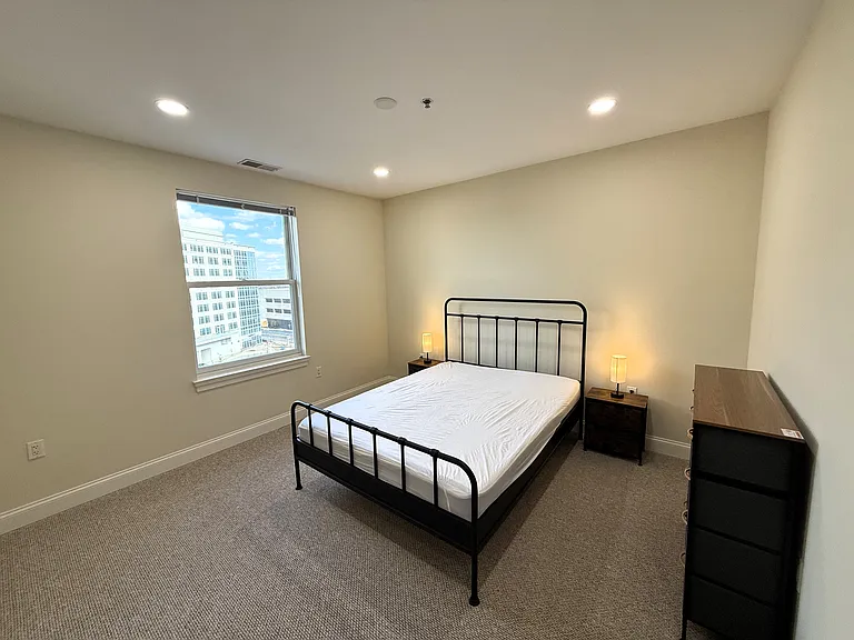 38 Maryland Ave #608 — Photo 6