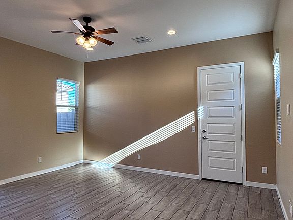 2nd image of 11038 W Wood St #2