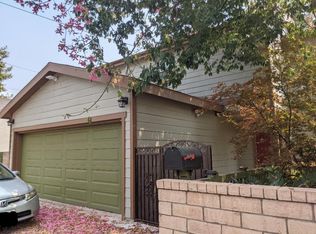 867 Wright Ave, Pasadena, CA 91104