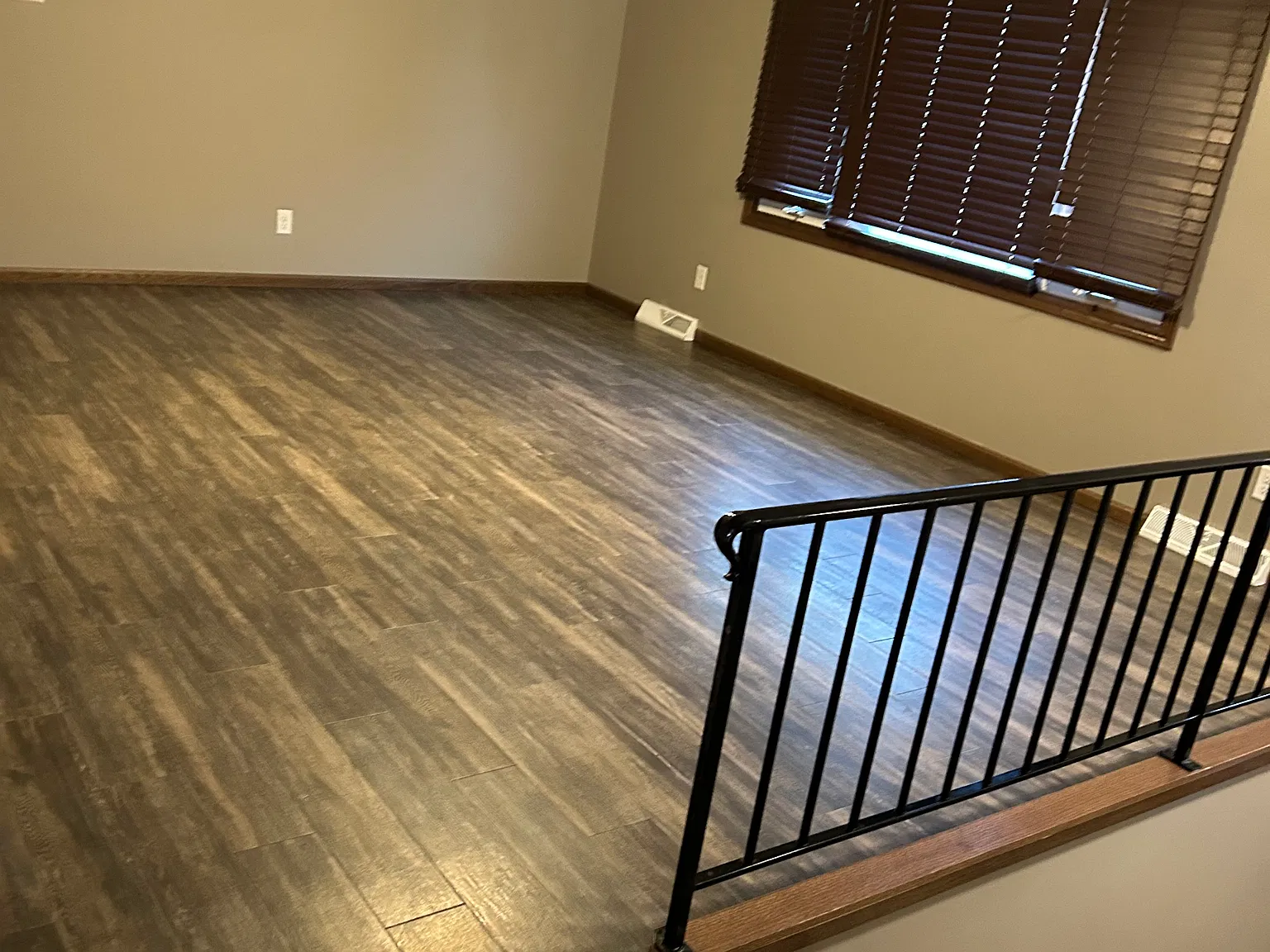 3 bed, 1600 sqft, $2,000 — Photo 1