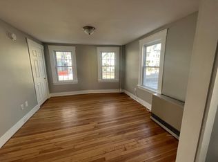 557 Pine St #3, Manchester, NH 03104