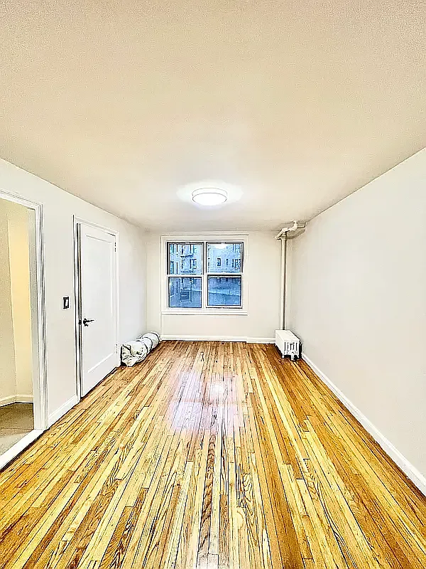 Building Photo - 34-47 90th St #H21