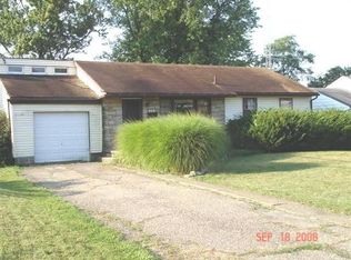 568 Harding Rd, Zanesville, OH 43701