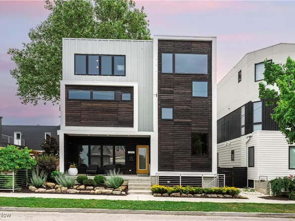 2051 W 19th St, Cleveland, OH 44113