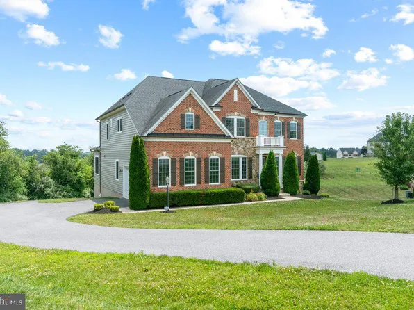 555 Parkland Rd, Eldersburg, MD 21784