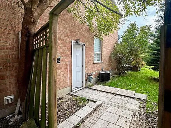 97 Long Point Dr #Basement, Richmond Hill, ON L4E 3Z7