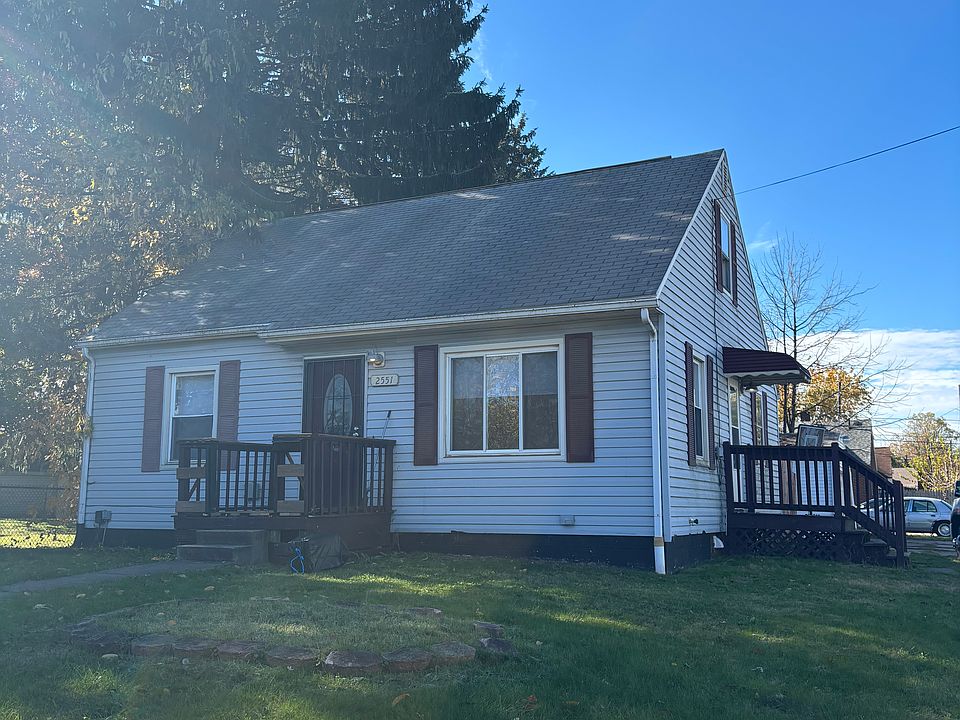 1st image of 2551 Baldwin Ave NE