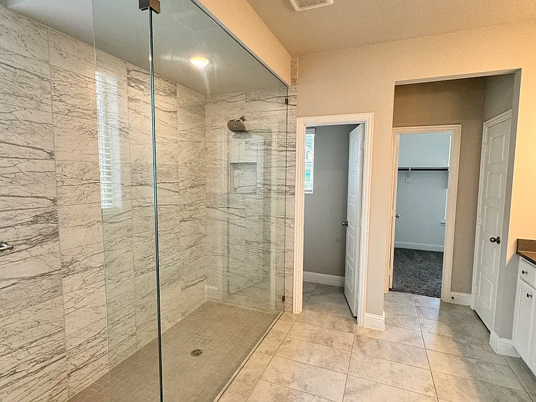 1091 Putnam Dr — Photo 21