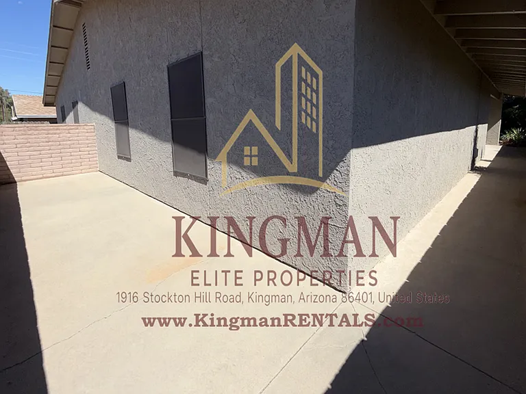 2112 Florence Ave — Photo 5
