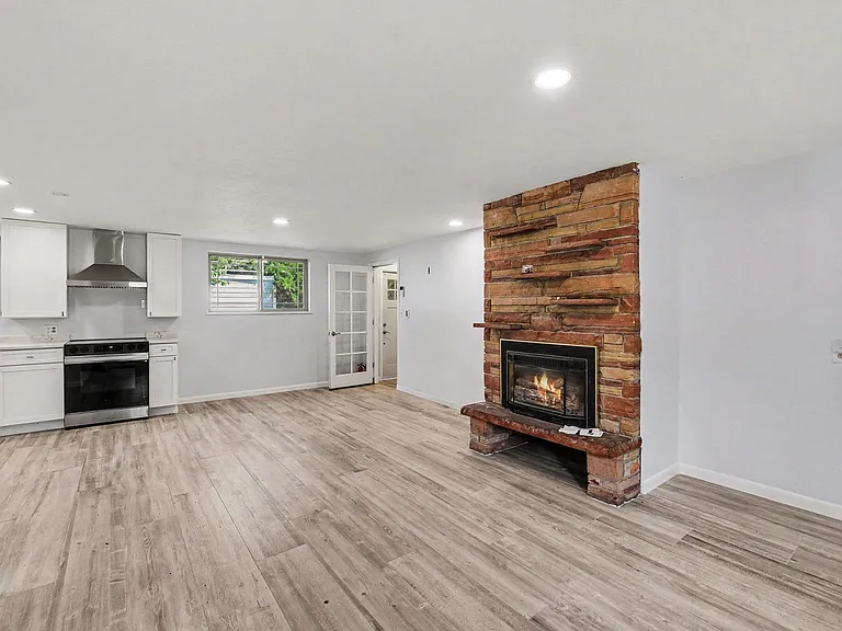 1200 Tulip St — Photo 5
