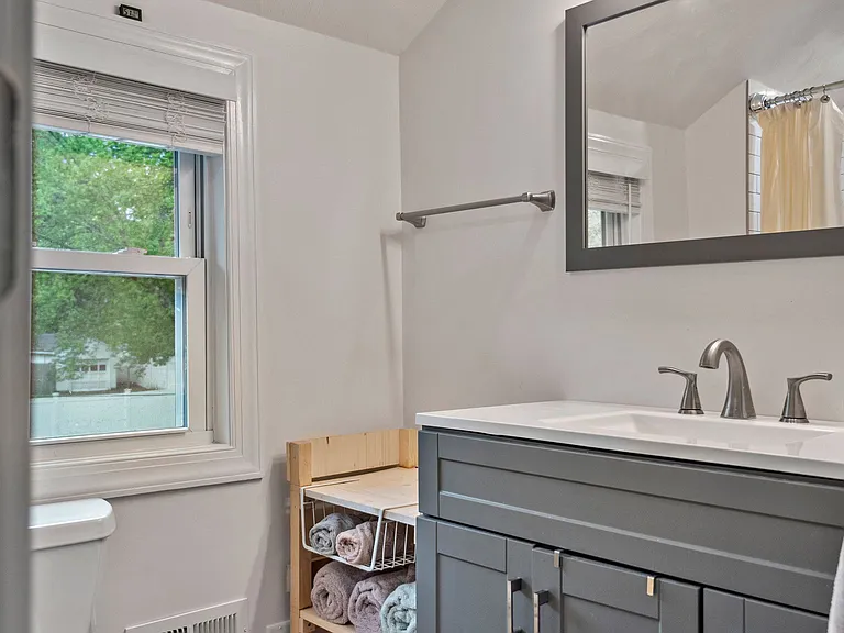 36 Brackett Rd — Photo 14