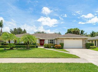 17620 Lake Park Rd, Boca Raton, FL 33487