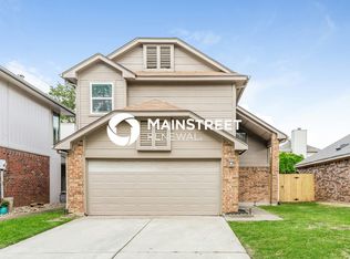 930 Boxwood Dr, Lewisville, TX 75067