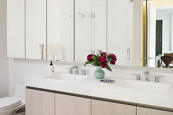 Rented by Tishman Speyer | media 109